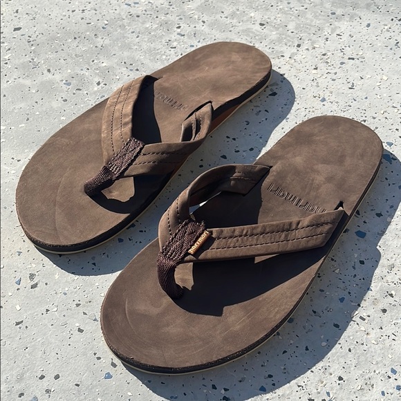 NWOT! hari mari Men’s Fields Brown Leather Flip Flops Sandals - Picture 5 of 11